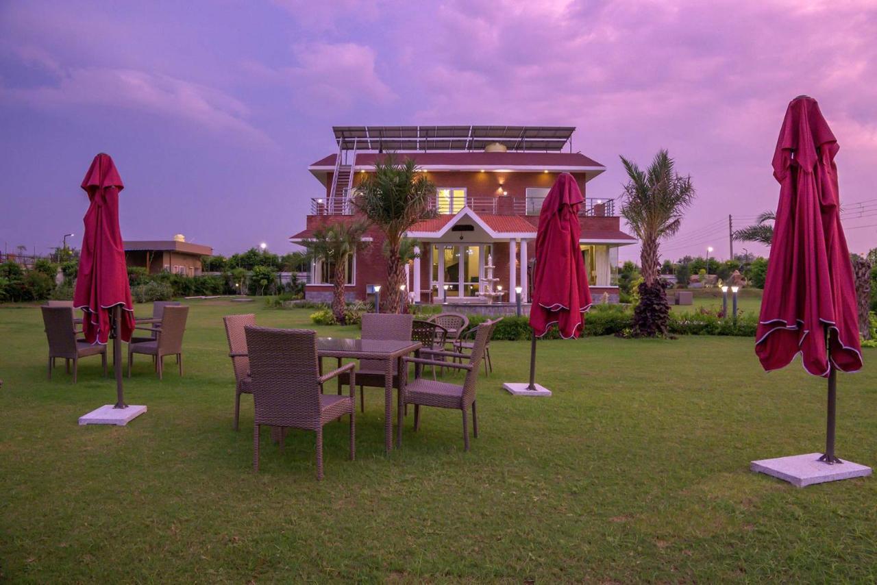 Stayvista At Hillside Paradise Dhauj المظهر الخارجي الصورة