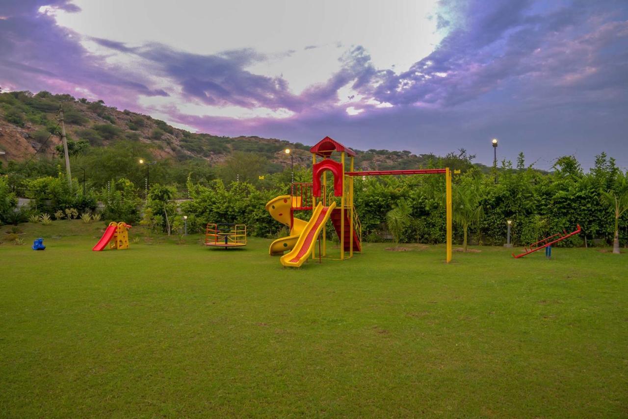 Stayvista At Hillside Paradise Dhauj المظهر الخارجي الصورة