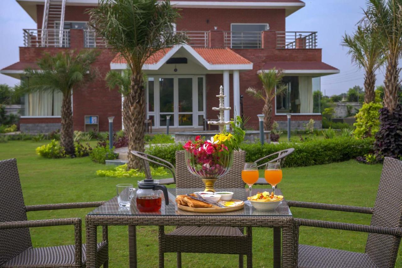 Stayvista At Hillside Paradise Dhauj المظهر الخارجي الصورة
